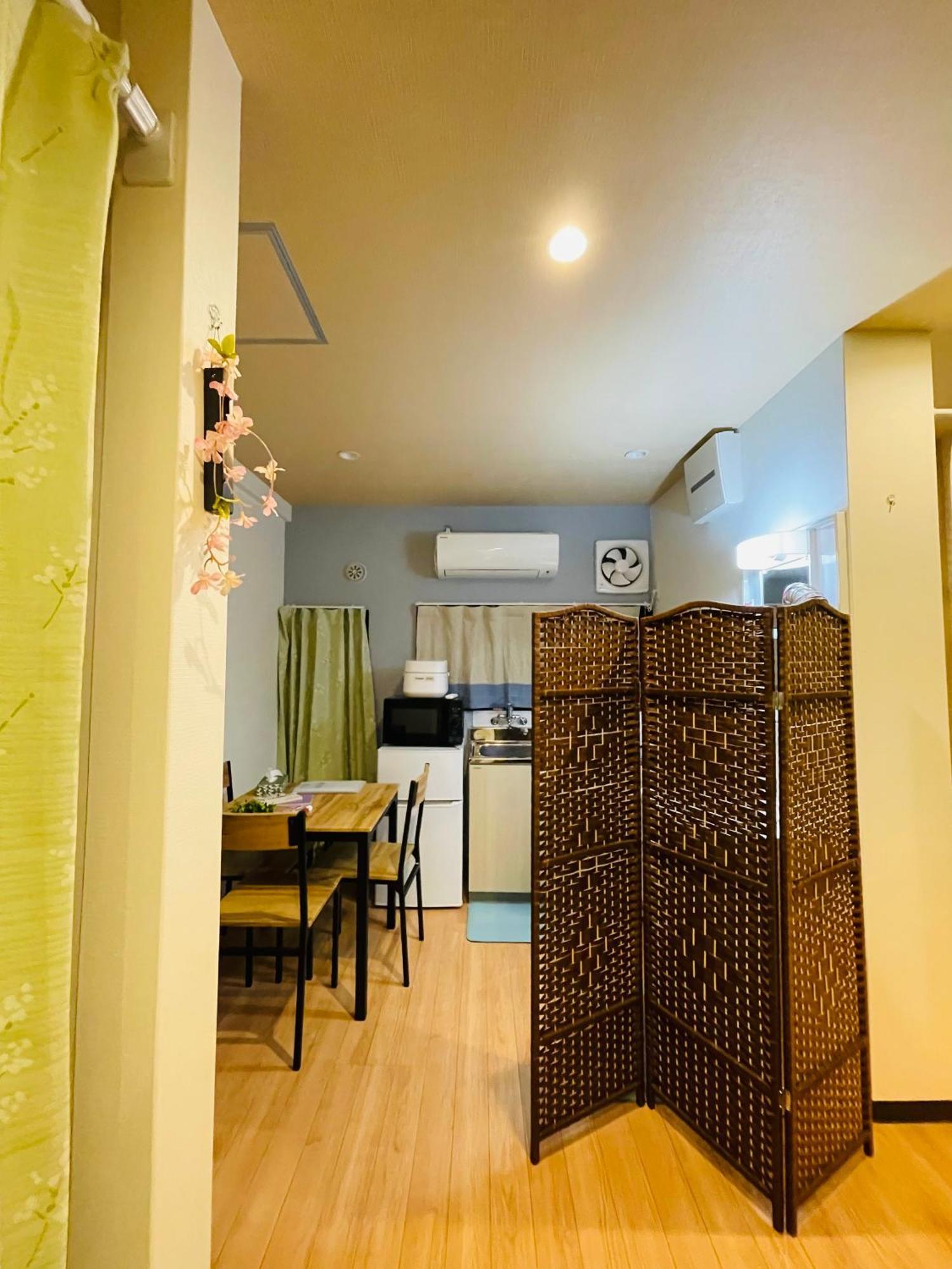難波心斎橋10 Minutes民宿3号室 Villa Osaka Esterno foto