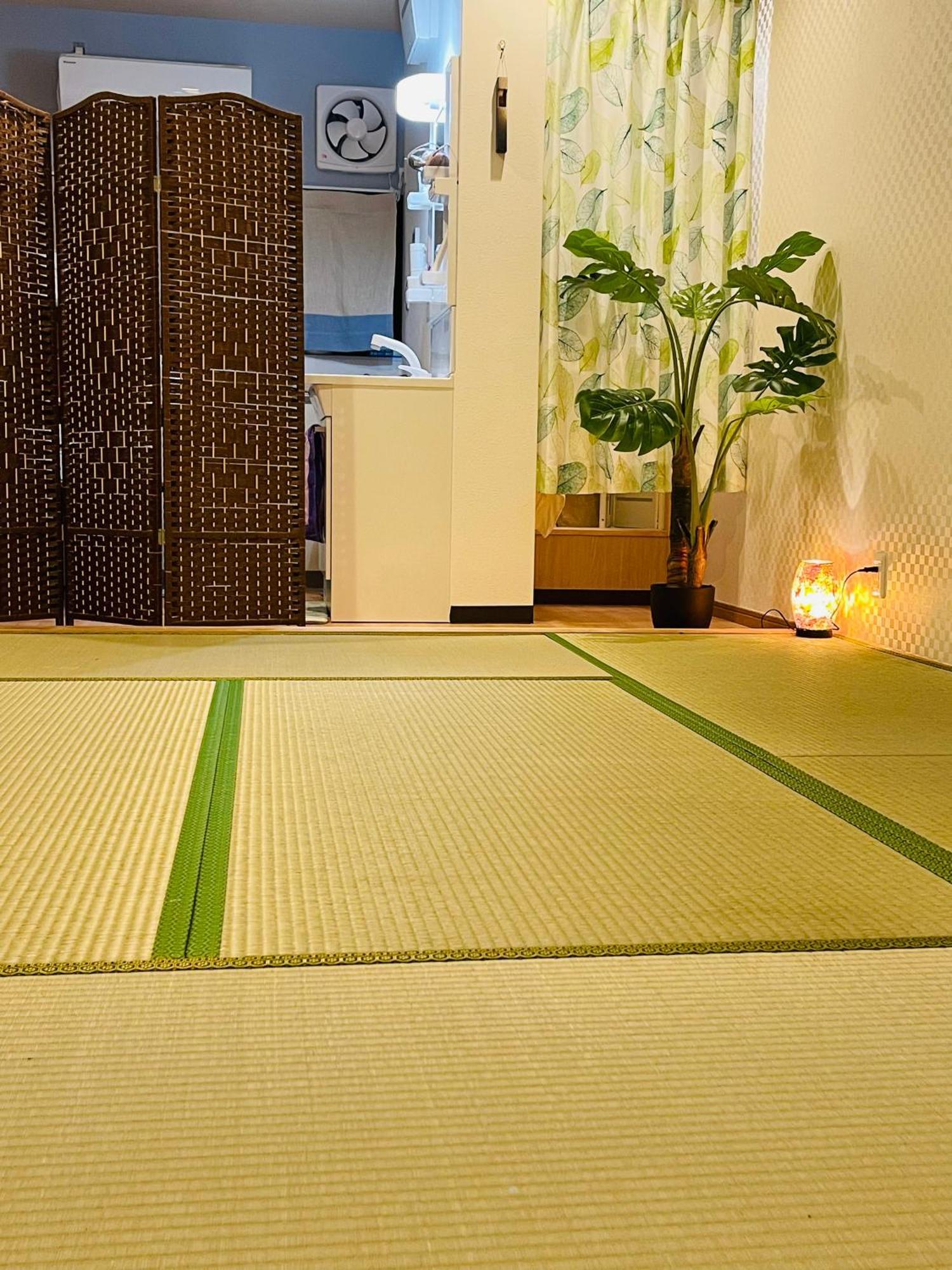 難波心斎橋10 Minutes民宿3号室 Villa Osaka Esterno foto